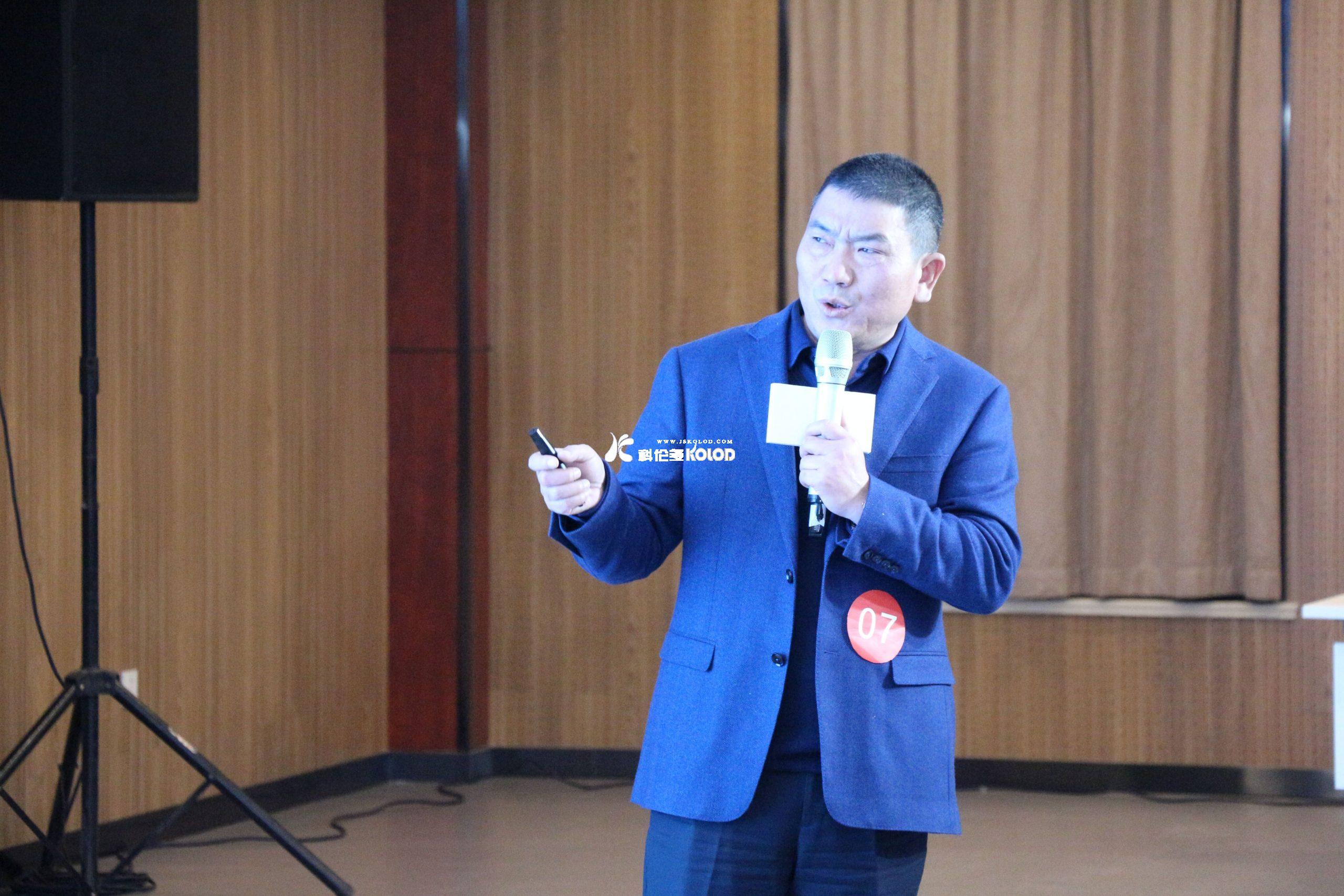 灌云首屆主題為“創(chuàng)響灌云、群英匯”人才創(chuàng)新創(chuàng)業(yè)大賽落下帷幕，江蘇科倫多食品配料有限公司董事長總經(jīng)理封寬裕榮獲成長組冠軍